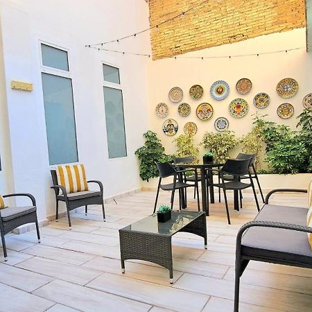 New! Renovated, Centrally Located, Private Entrance, Terrace Lägenhet Valencia Exteriör bild