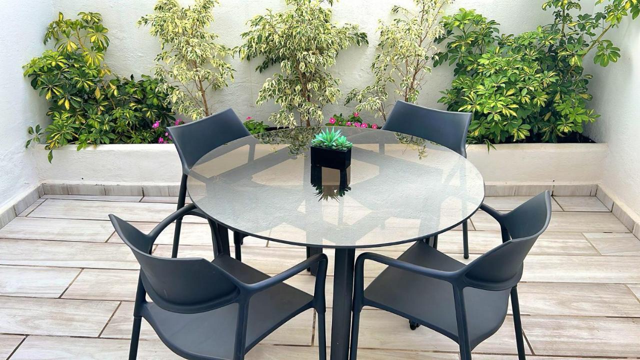 New! Renovated, Centrally Located, Private Entrance, Terrace Lägenhet Valencia Exteriör bild