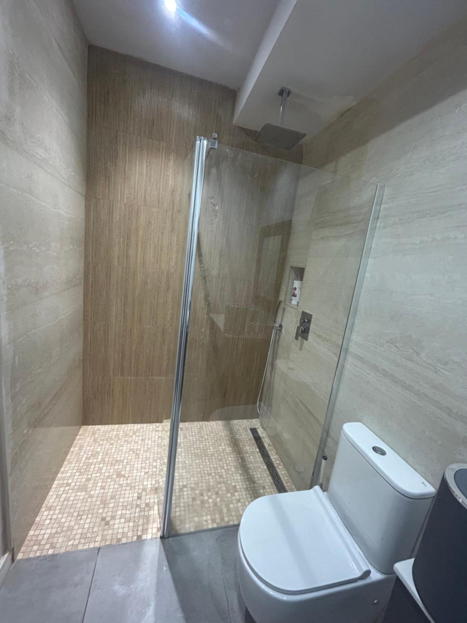 New! Renovated, Centrally Located, Private Entrance, Terrace Lägenhet Valencia Exteriör bild