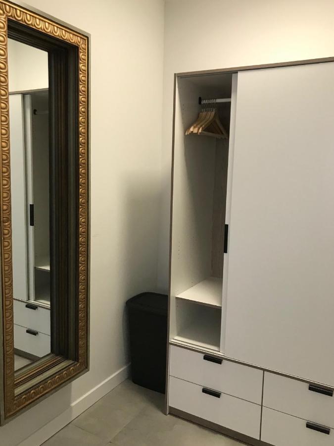 New! Renovated, Centrally Located, Private Entrance, Terrace Lägenhet Valencia Exteriör bild